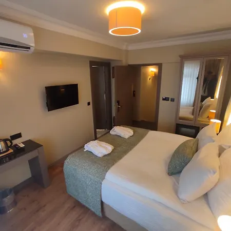 Отель Mara Oldcity 3*