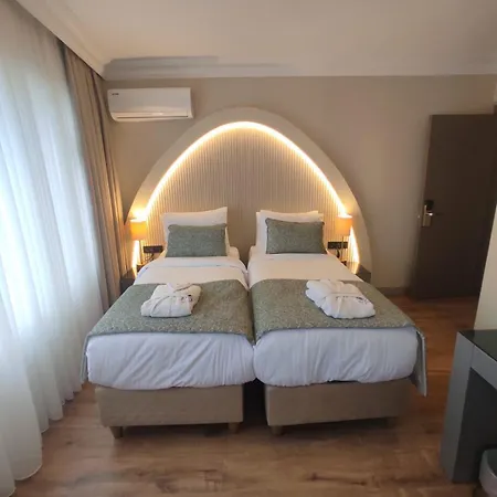 Mara Oldcity Отель 3*