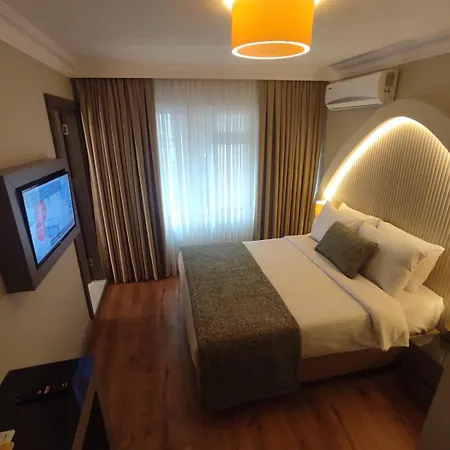 Отель Mara Oldcity 3*