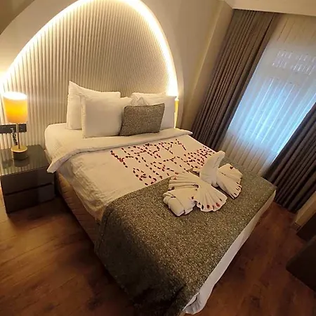 Hotel Mara Oldcity 3*