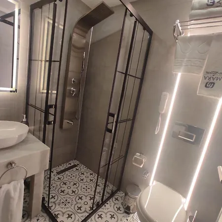 Mara Oldcity Hotel 3*